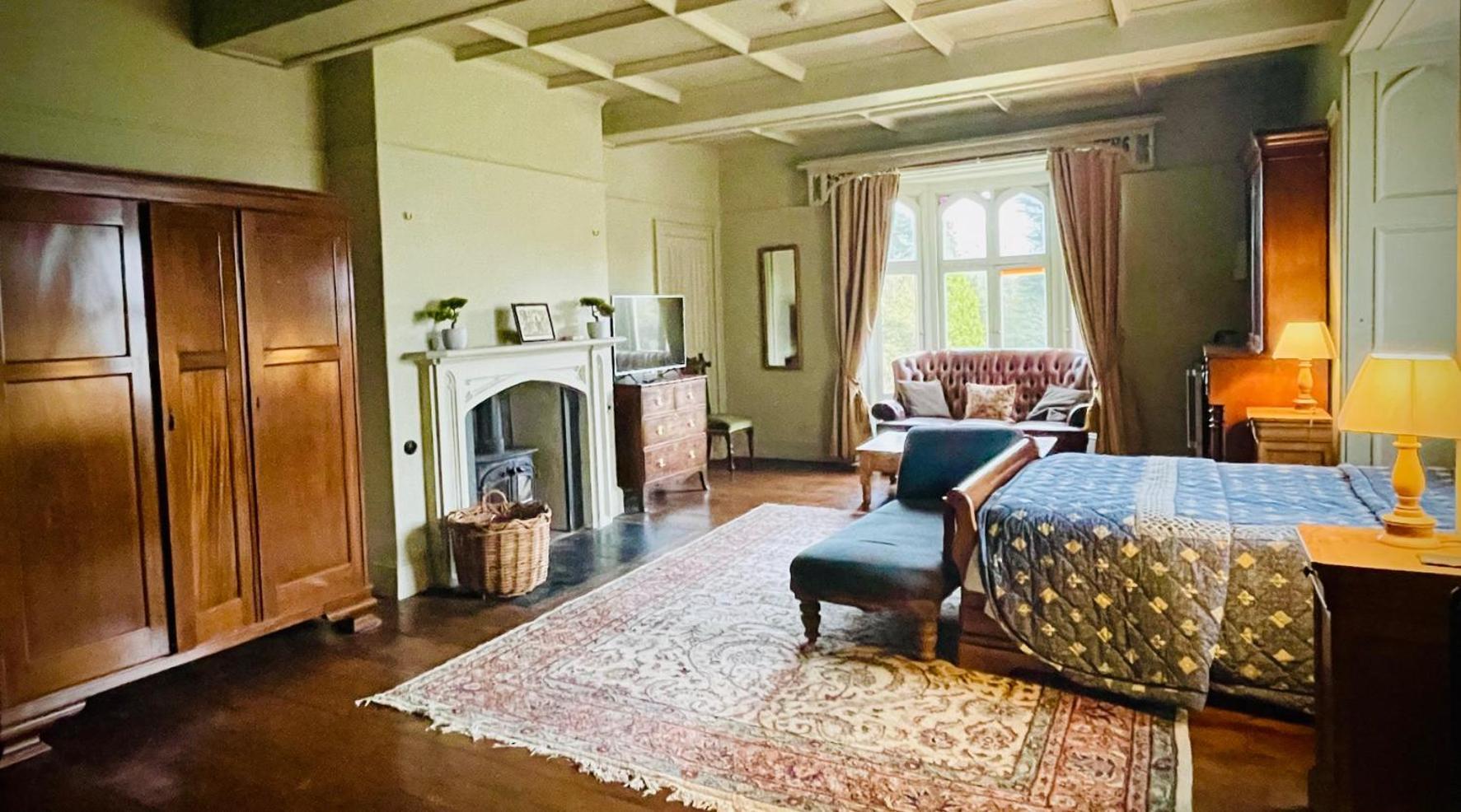Llanerchydol Hall Suites Welshpool Eksteriør bilde
