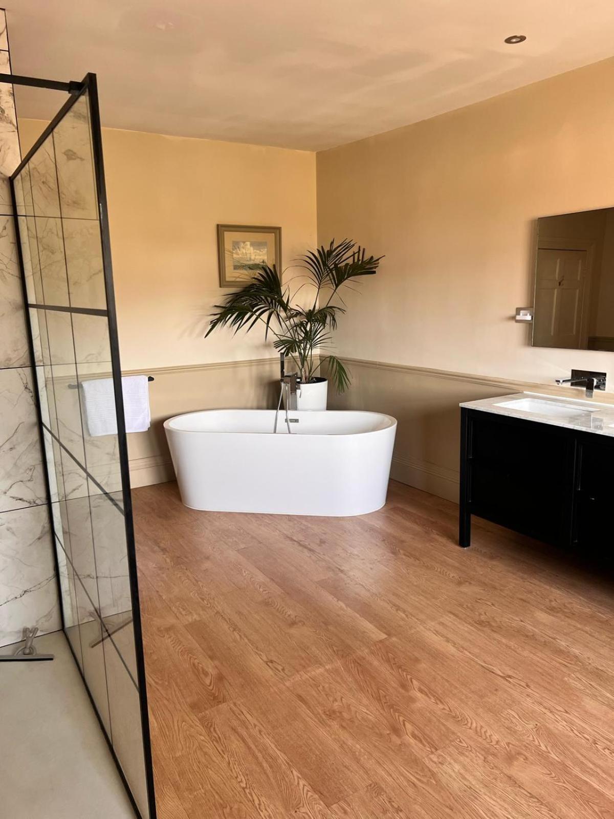 Llanerchydol Hall Suites Welshpool Eksteriør bilde